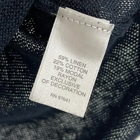 J Jill Sweater Womens Size Medium Navy Blue Knit Floral Applique Neckline - Picture 6 of 9